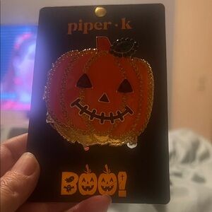 Piper K Pumpkin hair clip